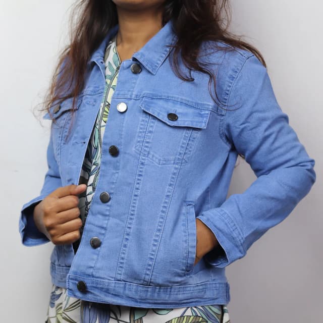 womens-lightweight-denim-jacket