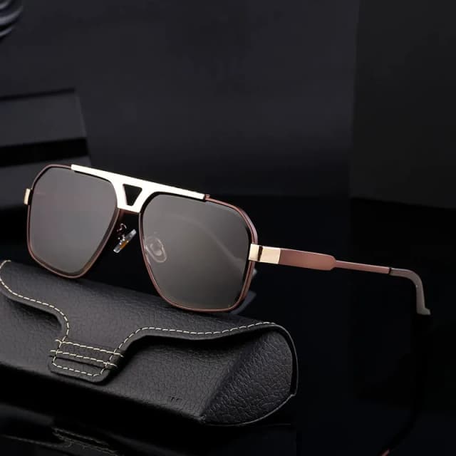 bold-frame-fashion-sunglasses