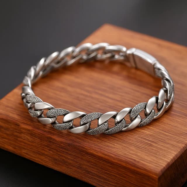 men-s-trendy-cuban-link-bracelet