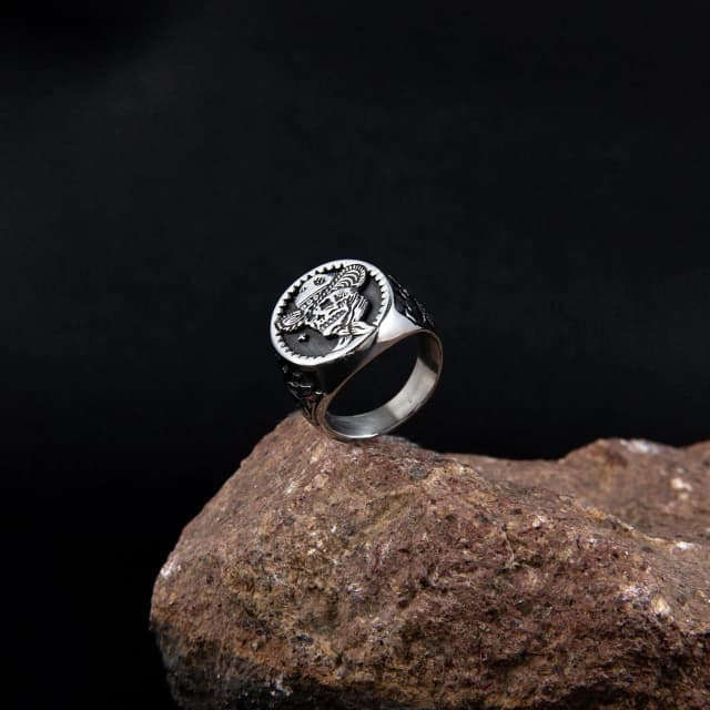 retro-punk-mens-stainless-steel-ring