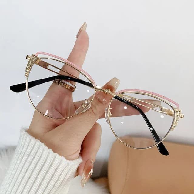 diamond-cut-cat-eye-frames-for-women-pink-gold