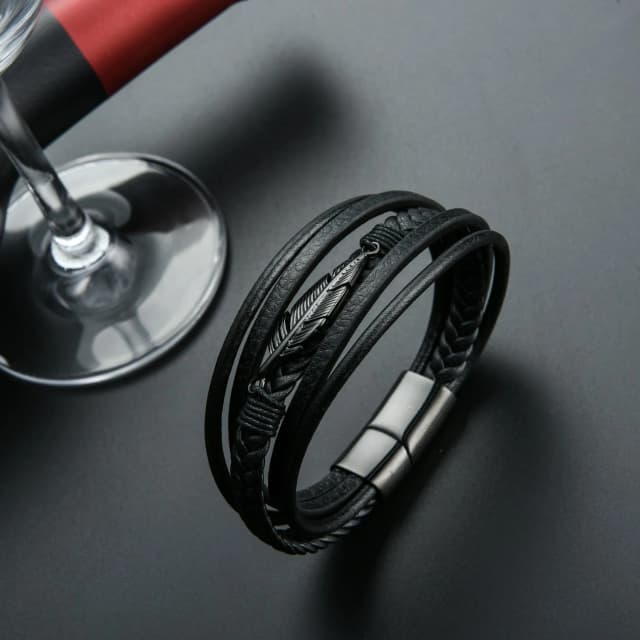 mens-leather-braided-bracelet