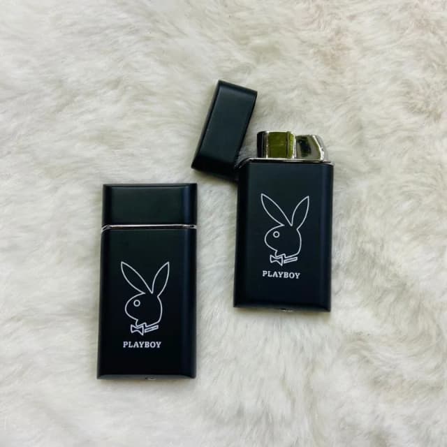 playboy-stylish-black-gas-lighter