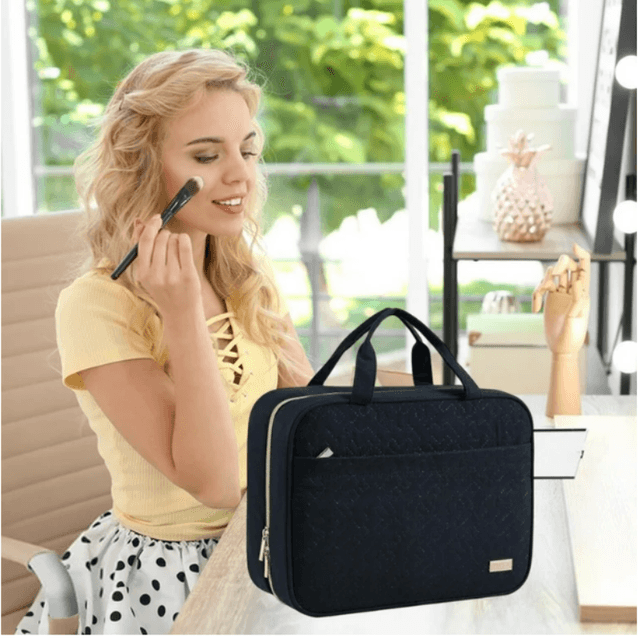 expandable-lightweight-travel-friendly-storager-bag