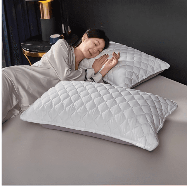 velvet-dirt-resistant-washable-pillow-cover