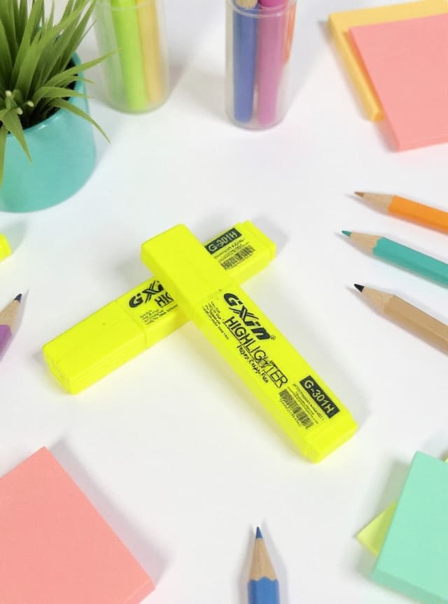 textliner-highlighter-marker-pen-yellow-1-pcs-