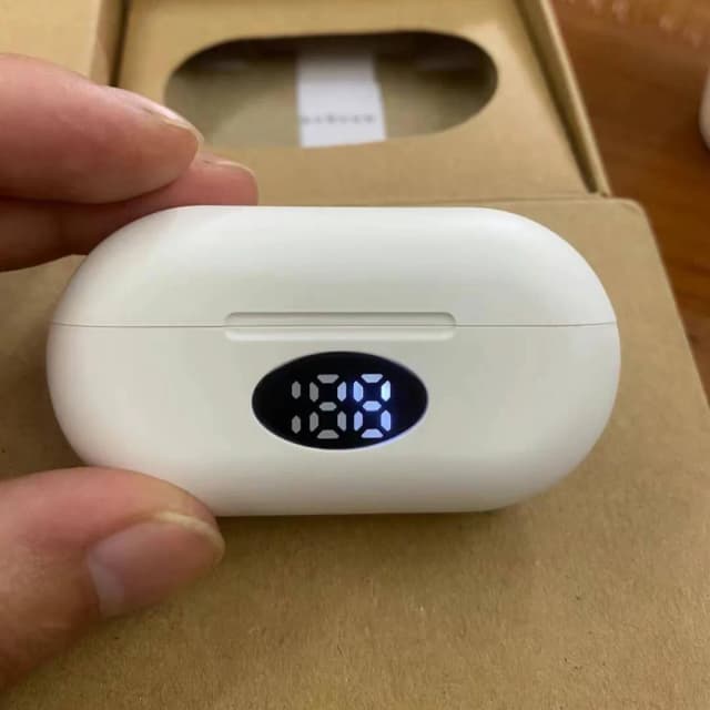 ombie-ear-clip-bone-conduction-headphones-with-display