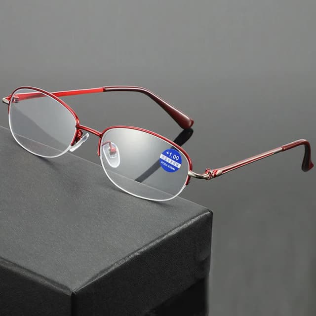 oval-shape-reading-glass