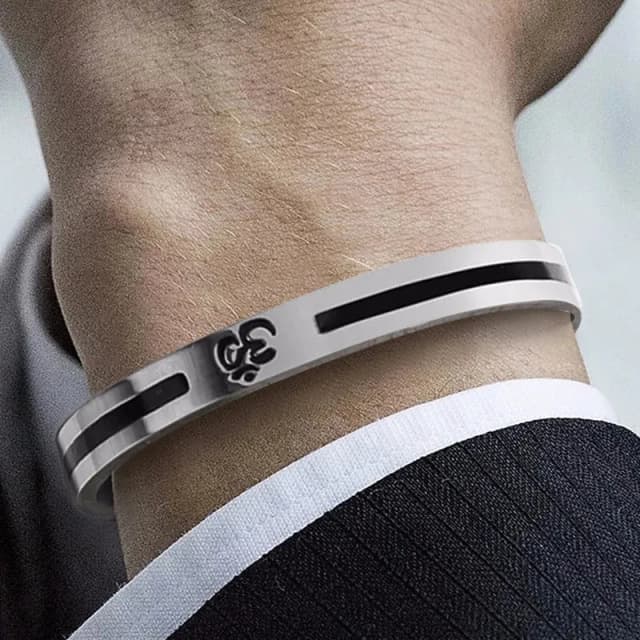 om-ohm-aum-stainless-steel-bracelet-1