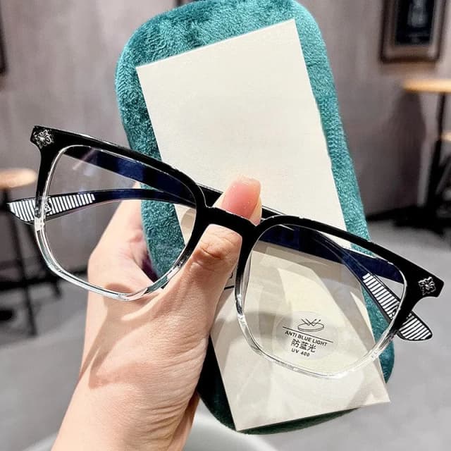 impressive-trendy-large-frame-glasses
