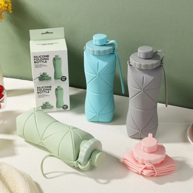travel-creative-silicone-portable-and-scalable-water-bottle