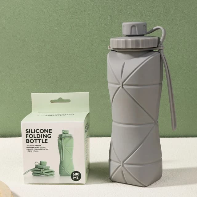 travel-creative-silicone-portable-and-scalable-water-bottle