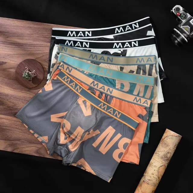 seamless-letter-printed-underwear-set-of-4