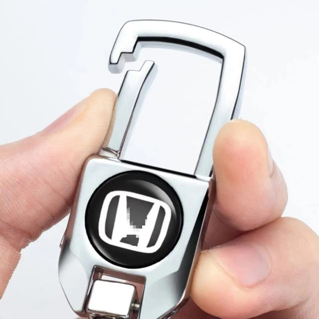 creative-waist-hanging-car-key-holder