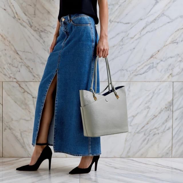 velora-classic-women-s-tote