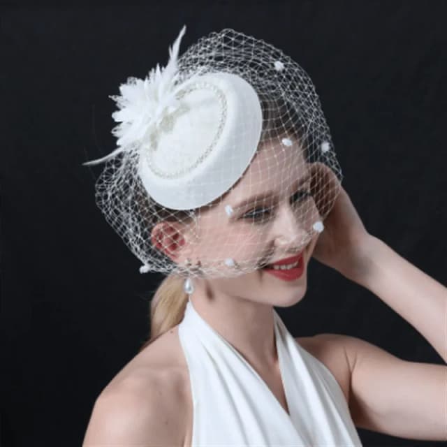 vintage-black-fascinator-hat-with-pearl-and-net-veil