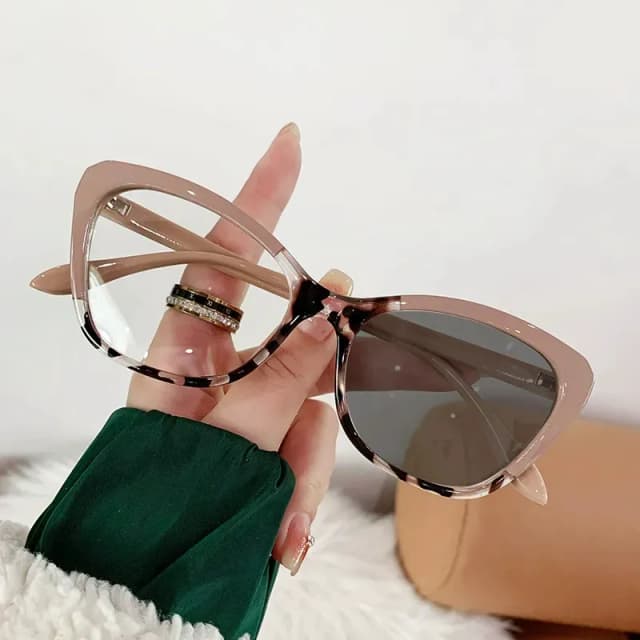 trendy-color-changing-cat-eye-glasses-tea-bean-flower-1
