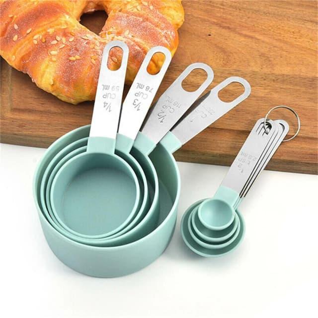 measuring-baking-spoon-cup