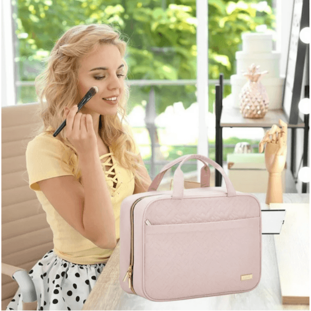 expandable-lightweight-travel-friendly-storager-bag