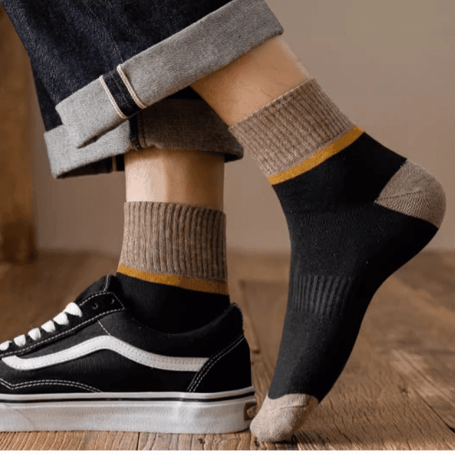 graffiti-pattern-casual-sport-socks-set-of-5-